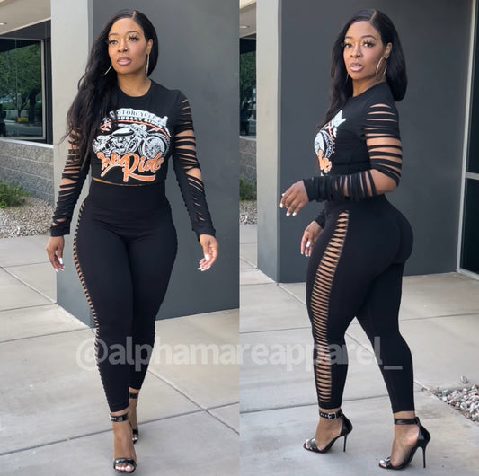 MAE Slit Long Sleeve Graphic Top