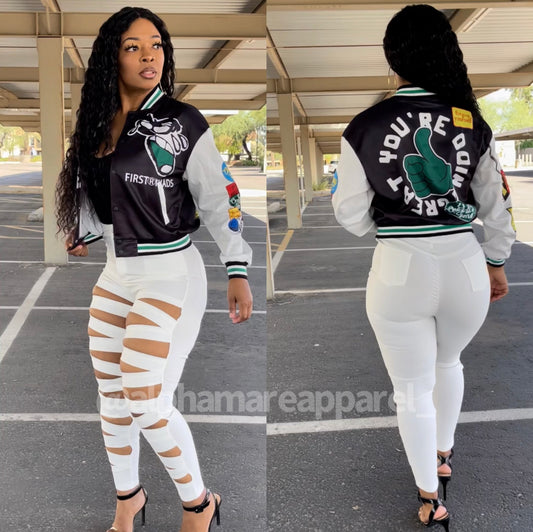 Alpha Mare Apparel - SPORTY✨CASUAL BADDIE✨ Have you ordered yours yet❓  Search 🔎 MAJOR LEAGUE Pinstripe Set @alphamareapparel_ Tap picture to  shop🛍 www.alphamareapparel.com Model is 165 wearing a MEDIUM. * * * * * #